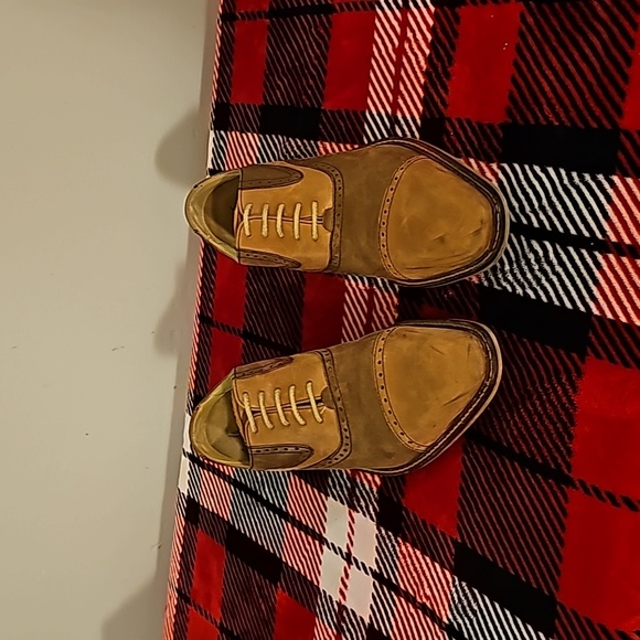 Men Tan Giorgio Brutini Casual Dress Shoes in a Size 11.5 main image 8
